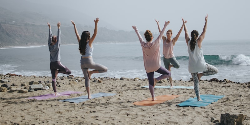 Is yoga an isometric exercise?